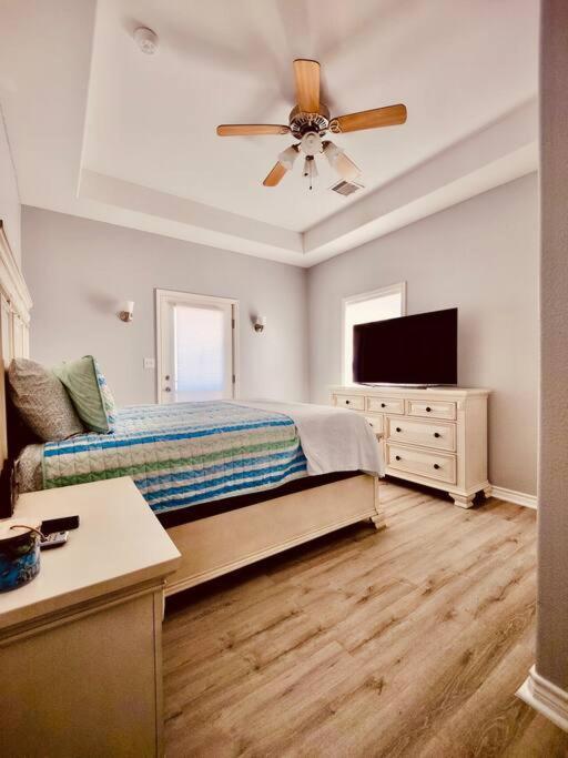 Sunny Delight - Sleeps 10 - Generous Space! Bolivar Peninsula Exterior foto