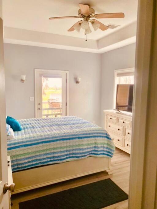 Sunny Delight - Sleeps 10 - Generous Space! Bolivar Peninsula Exterior foto